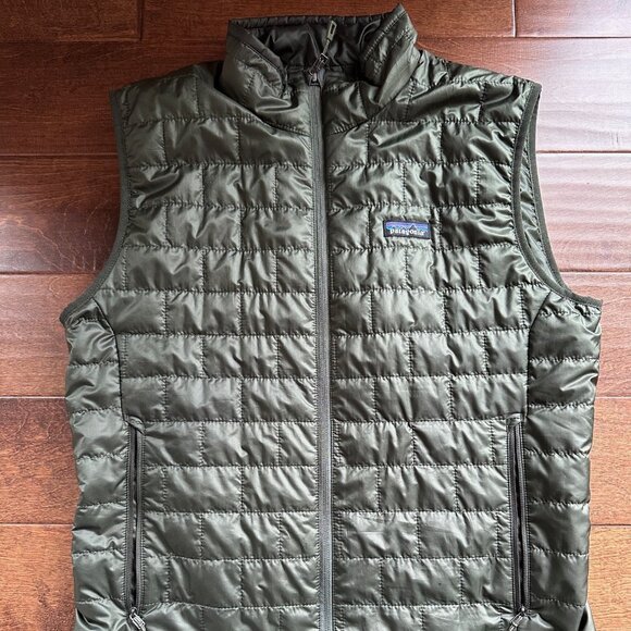 Men's Medium Patagonia Nano Puff Insulated Vest - Picture 1 of 5